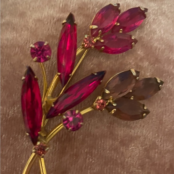 Vintage Juliana Flower Brooch - Picture 5 of 8